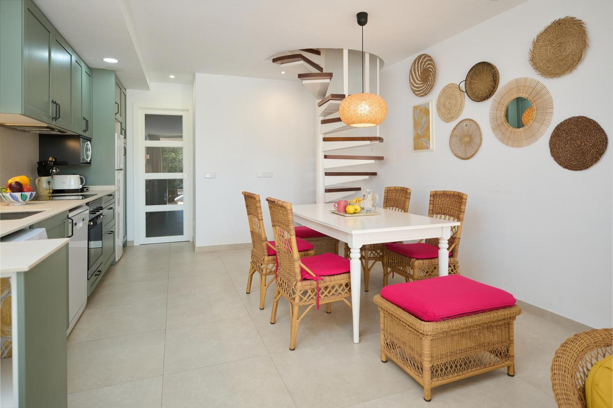 Waterfront Apartment 'Maria'. Pool. Wifi Santanyí Exterior foto