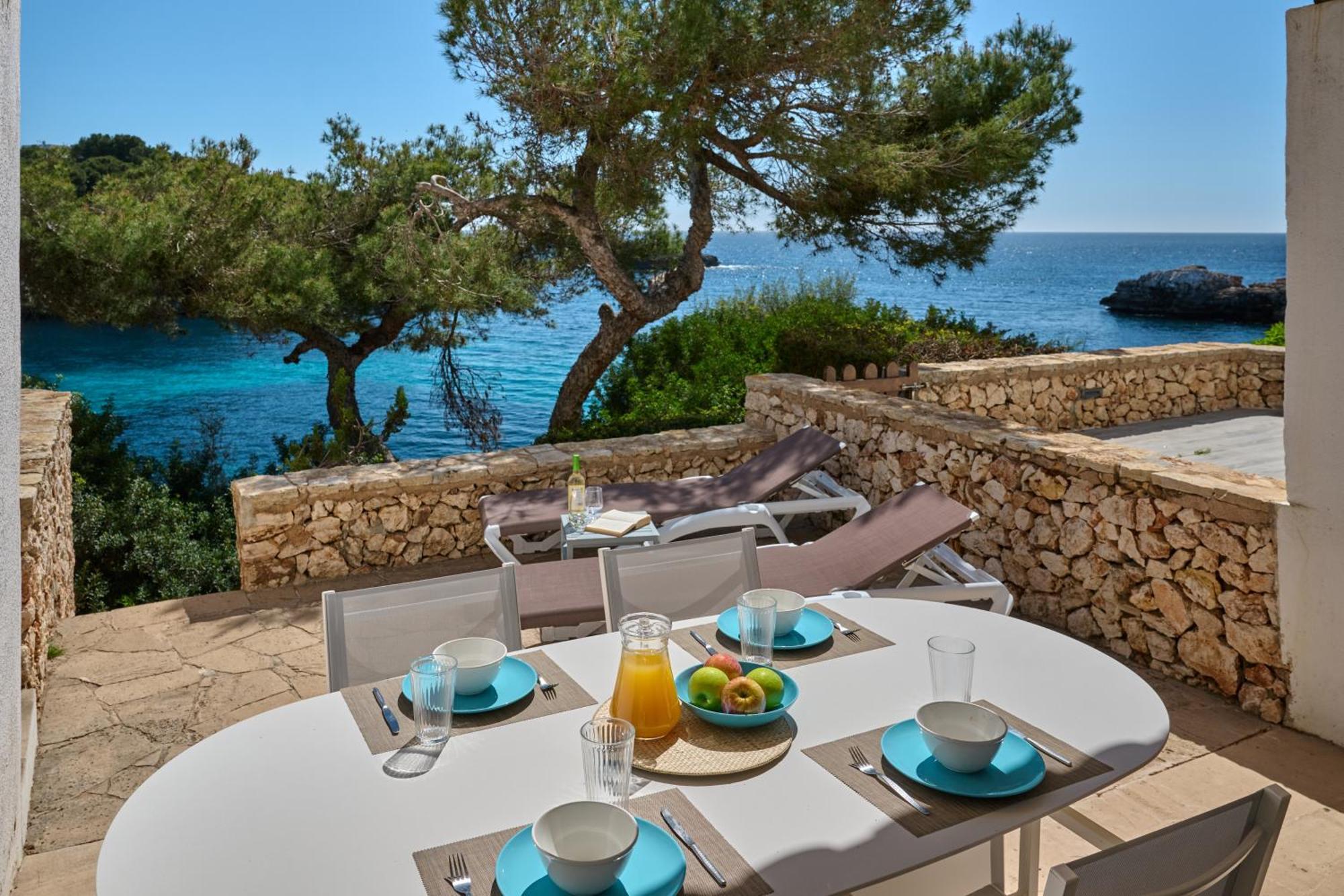 Waterfront Apartment 'Maria'. Pool. Wifi Santanyí Exterior foto