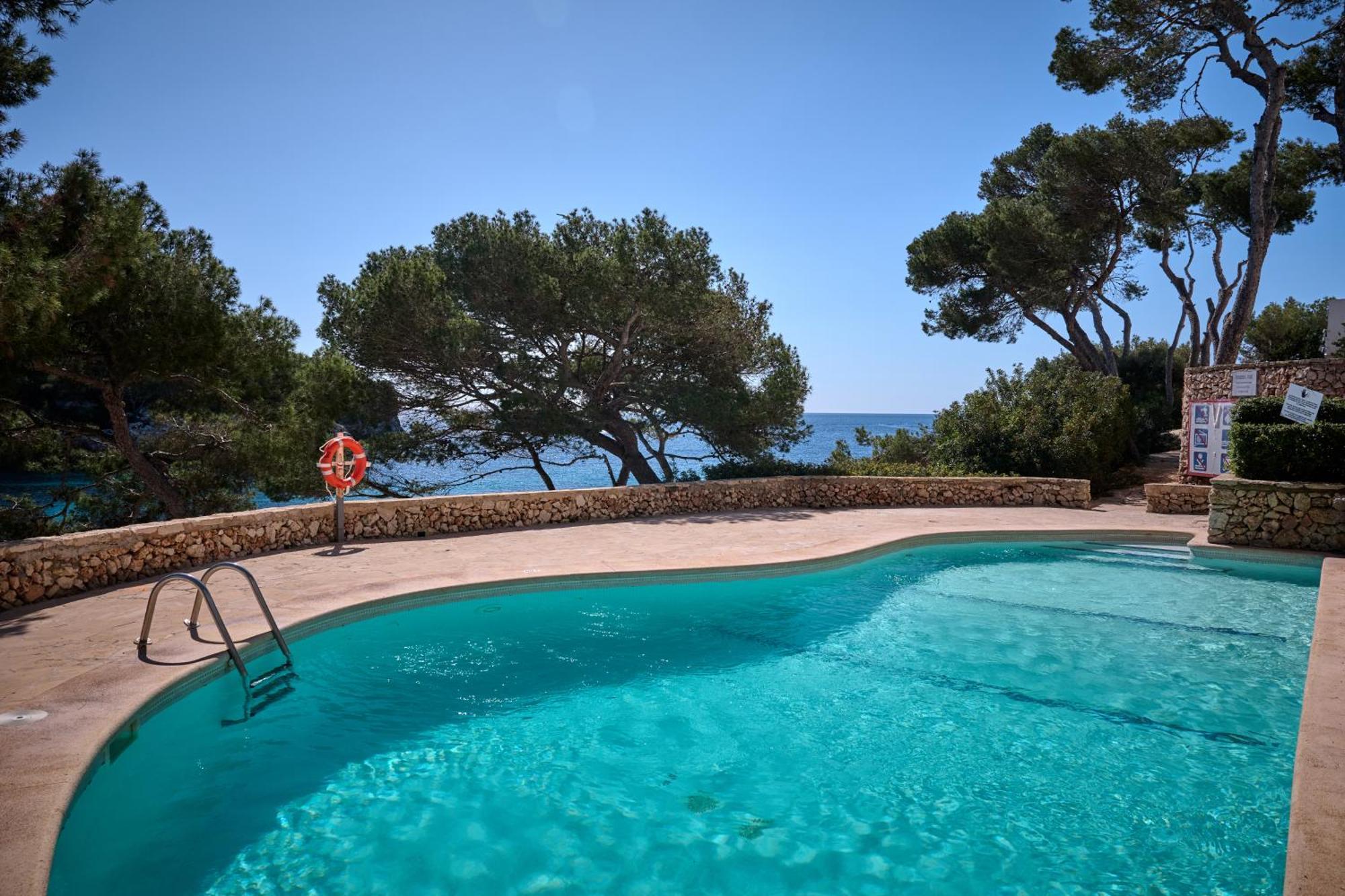 Waterfront Apartment 'Maria'. Pool. Wifi Santanyí Exterior foto